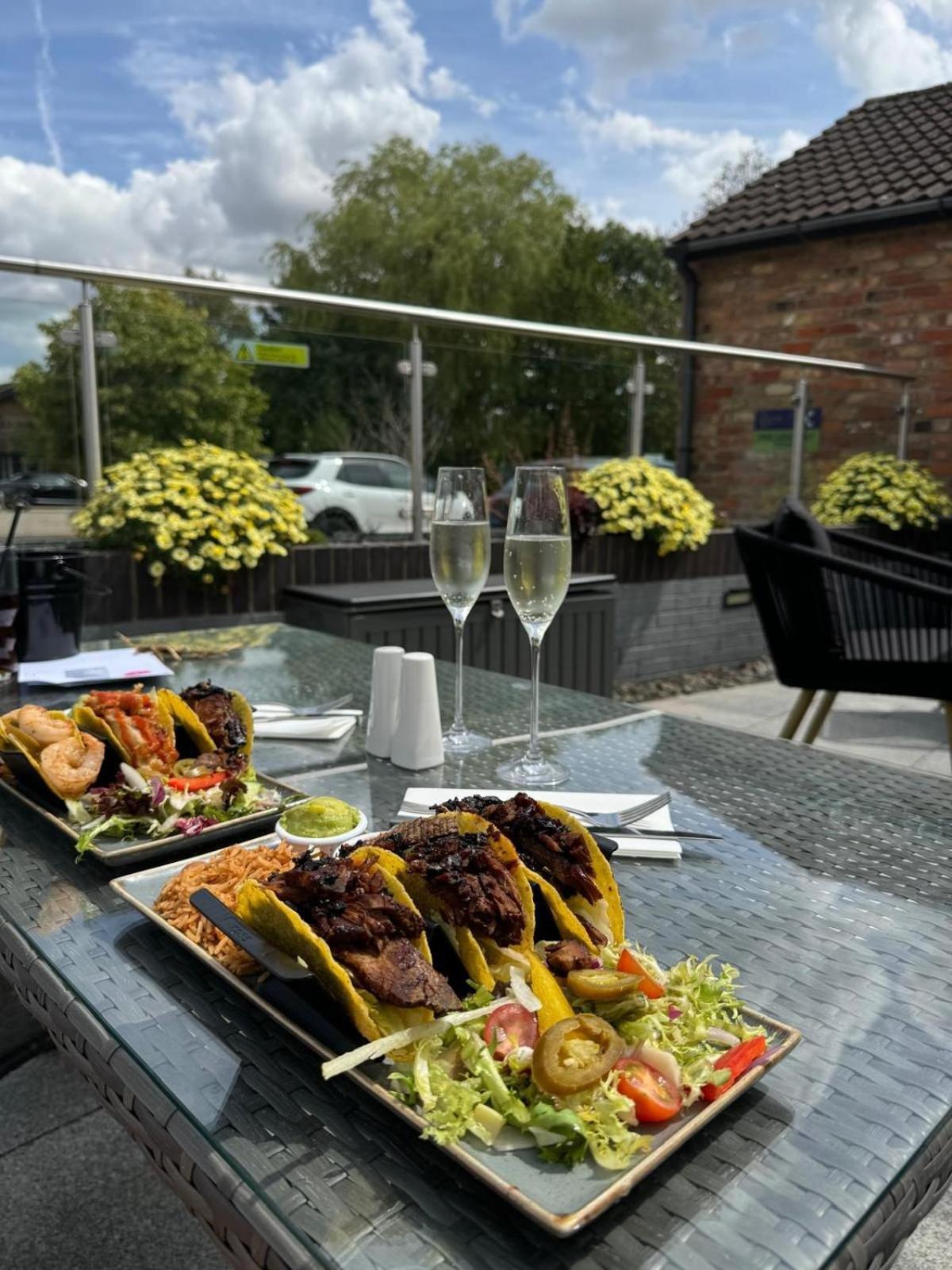 Brackenborough Lakes Resort Louth  Exterior foto